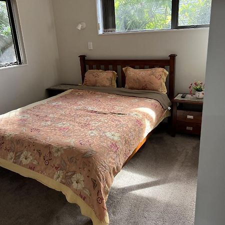 Guest Suite - Cosy Place In The Wattle Downs Auckland Buitenkant foto
